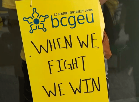 裂+酒类供应濒临崩溃餐饮业拉响生存警报!不朽情缘正版公共服务全停!BC罢工谈判破(图2)